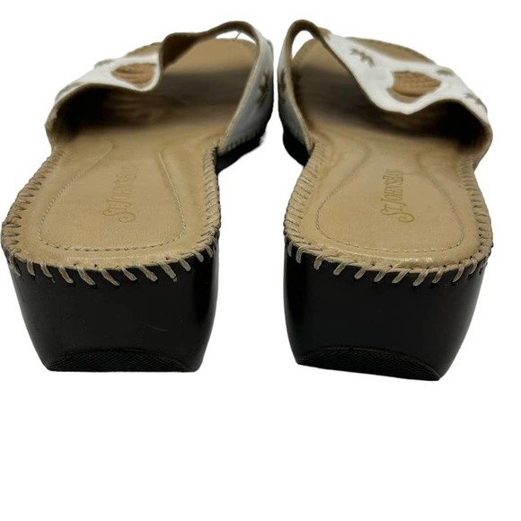 ST JOHN’S BAY WHITE STARFISH DESIGN SLIDE ON SANDALS SIZE 10M - Picture 3 of 4